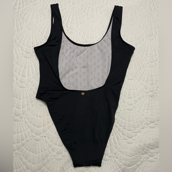 Juicy Couture swimsuit - Picture 4 of 6